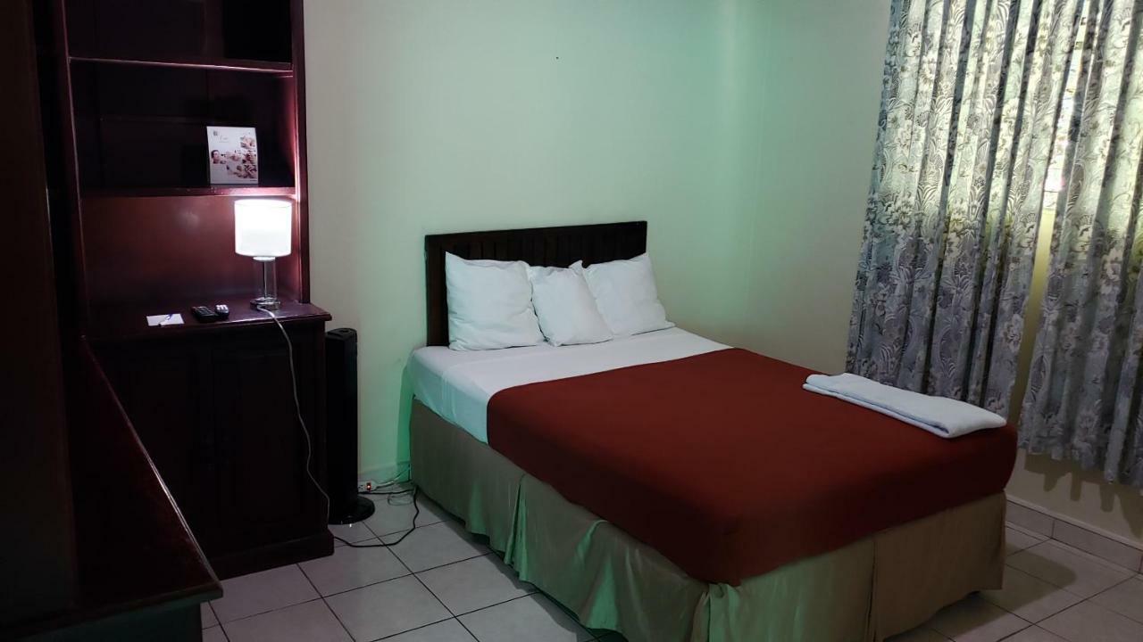 Domus Hotel San Salvador Exterior foto